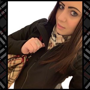 Meet your Posher, Lindsey